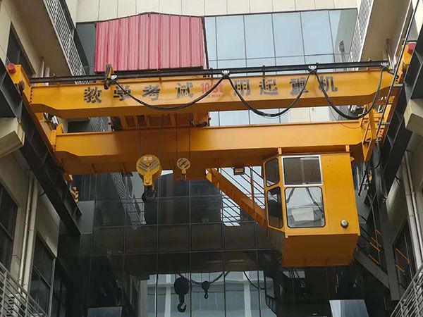 QB explosion proof bridge crane