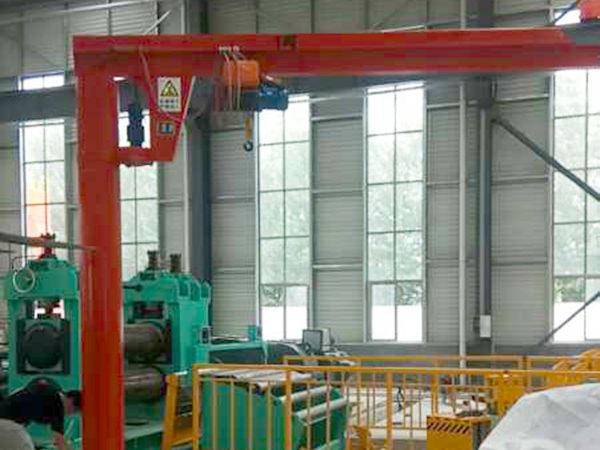 post mounted cantilever crane