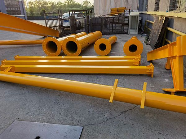 column type cantilever crane
