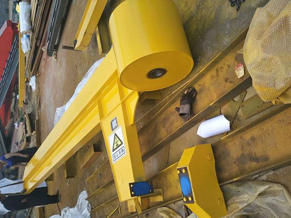 mobile cantilever crane