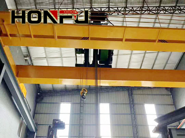 qy型绝缘双梁桥式起重机