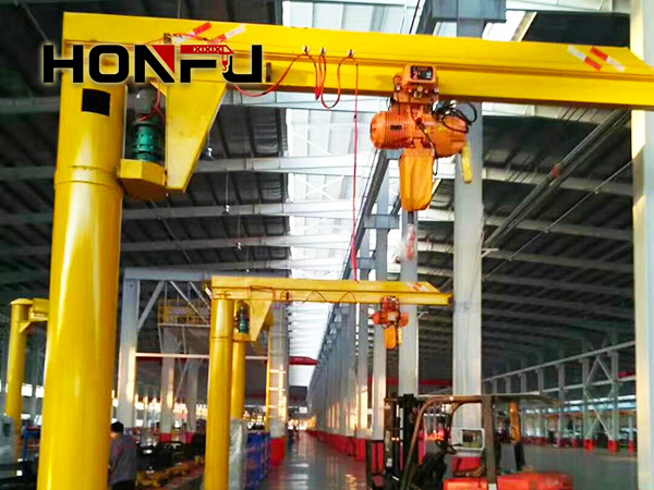 定柱式悬臂起重机