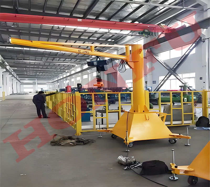 移动立柱式悬臂吊